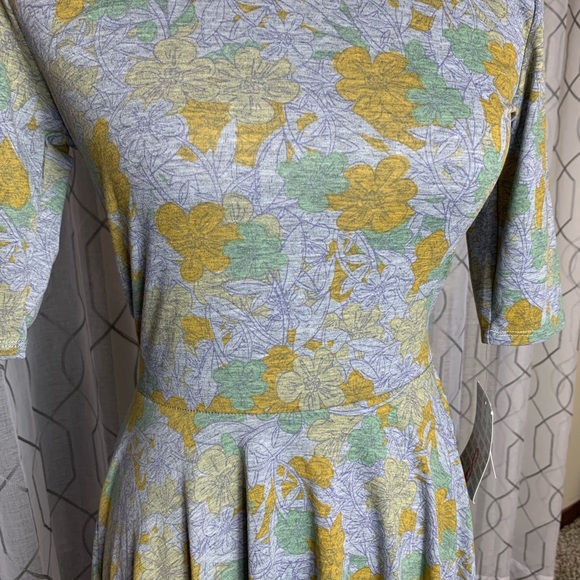 LuLaRoe Floral Print Nicole Dress Size Small - Picture 2 of 6